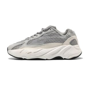 Adidas Yeezy Boost 700 V2